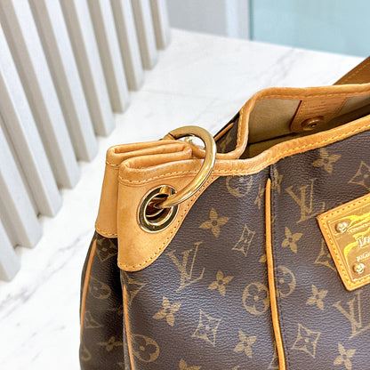 LV Monogram Galliera PM