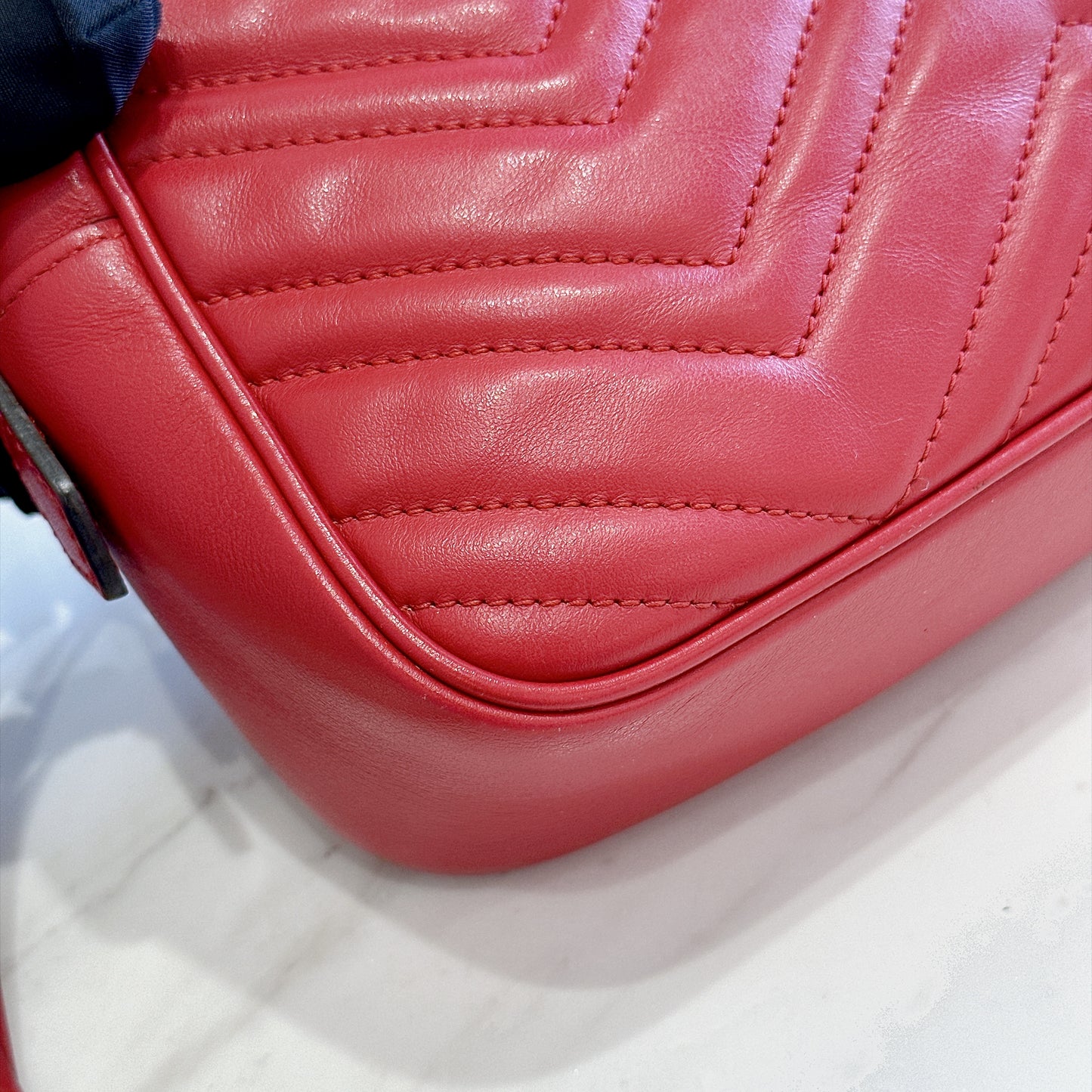 Gucci Marmont Camera Bag in Red Small