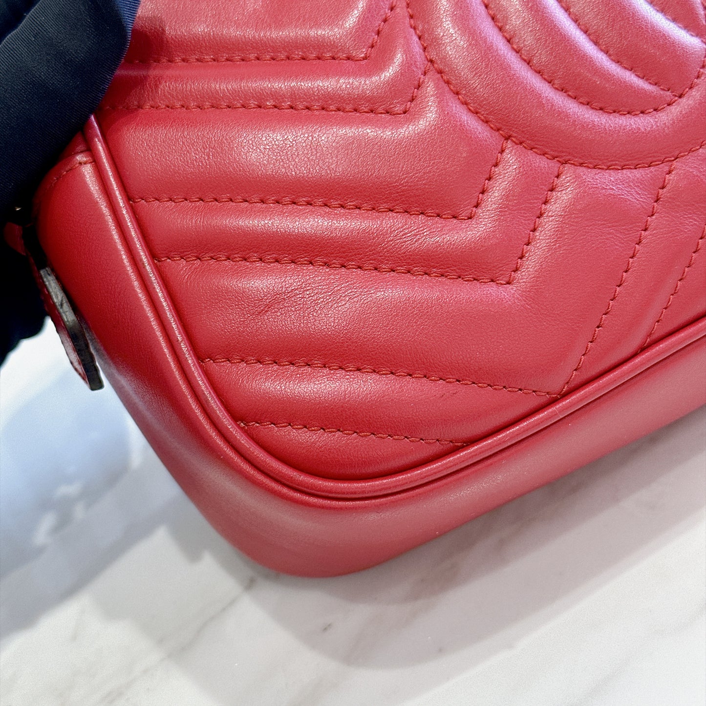 Gucci Marmont Camera Bag in Red Small