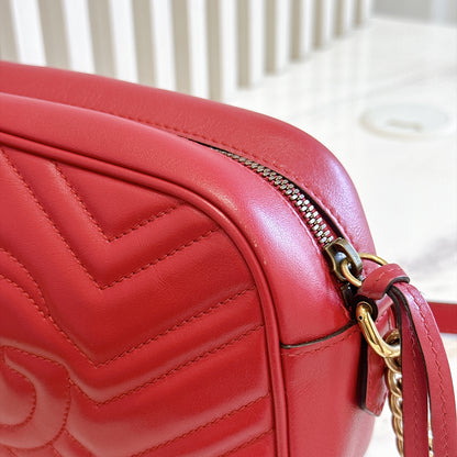 Gucci Marmont Camera Bag in Red Small