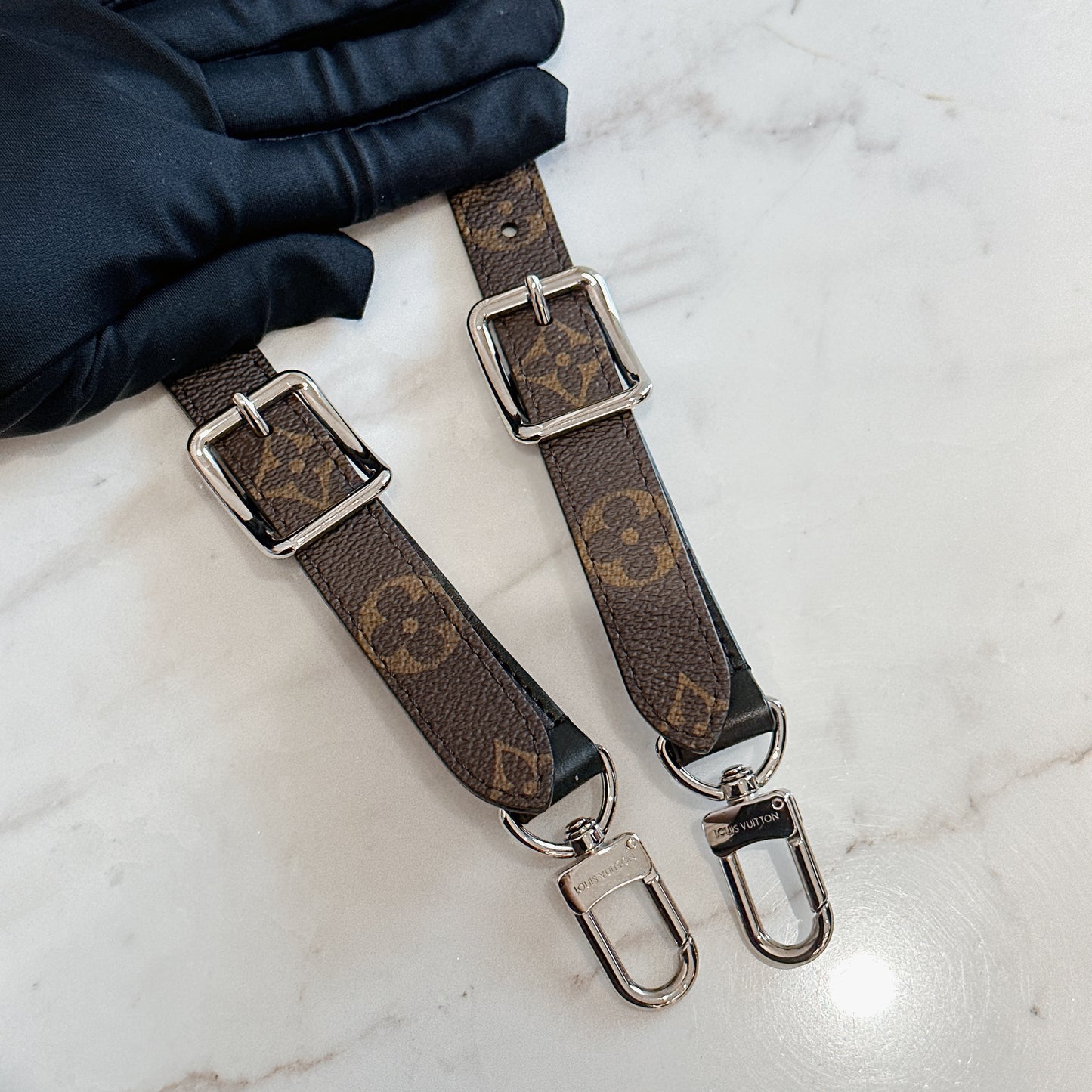 LV CarryAll PM Cargo Vibe