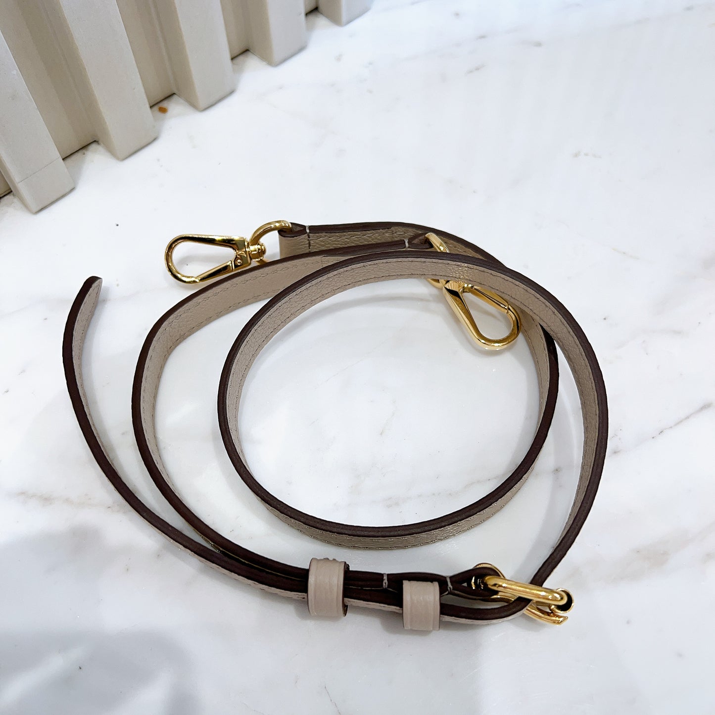 LV Lockme Ever MM in Greige