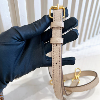 LV Lockme Ever MM in Greige