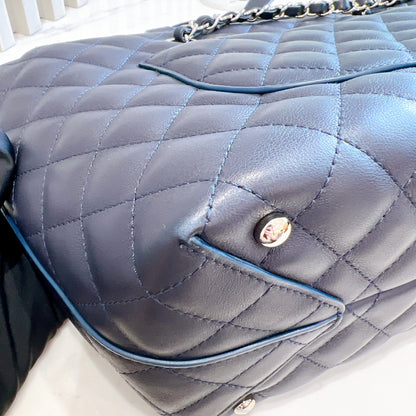 Chanel Shopping Tote In Black