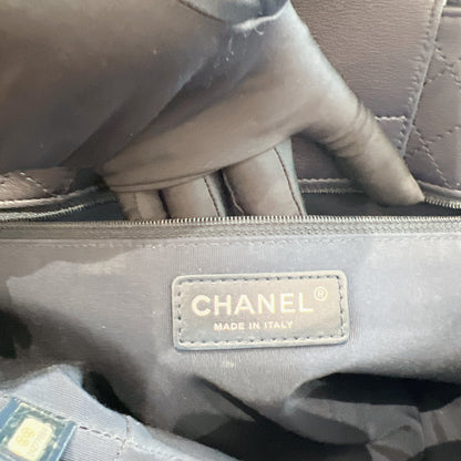 Chanel Shopping Tote In Black
