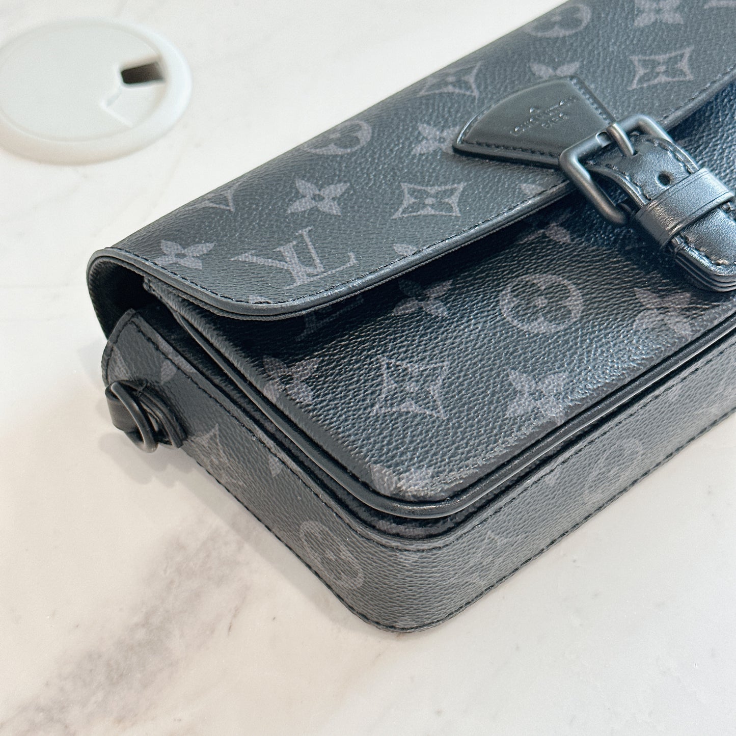 LV Montsouris Wearable Wallet Monogram Eclipse