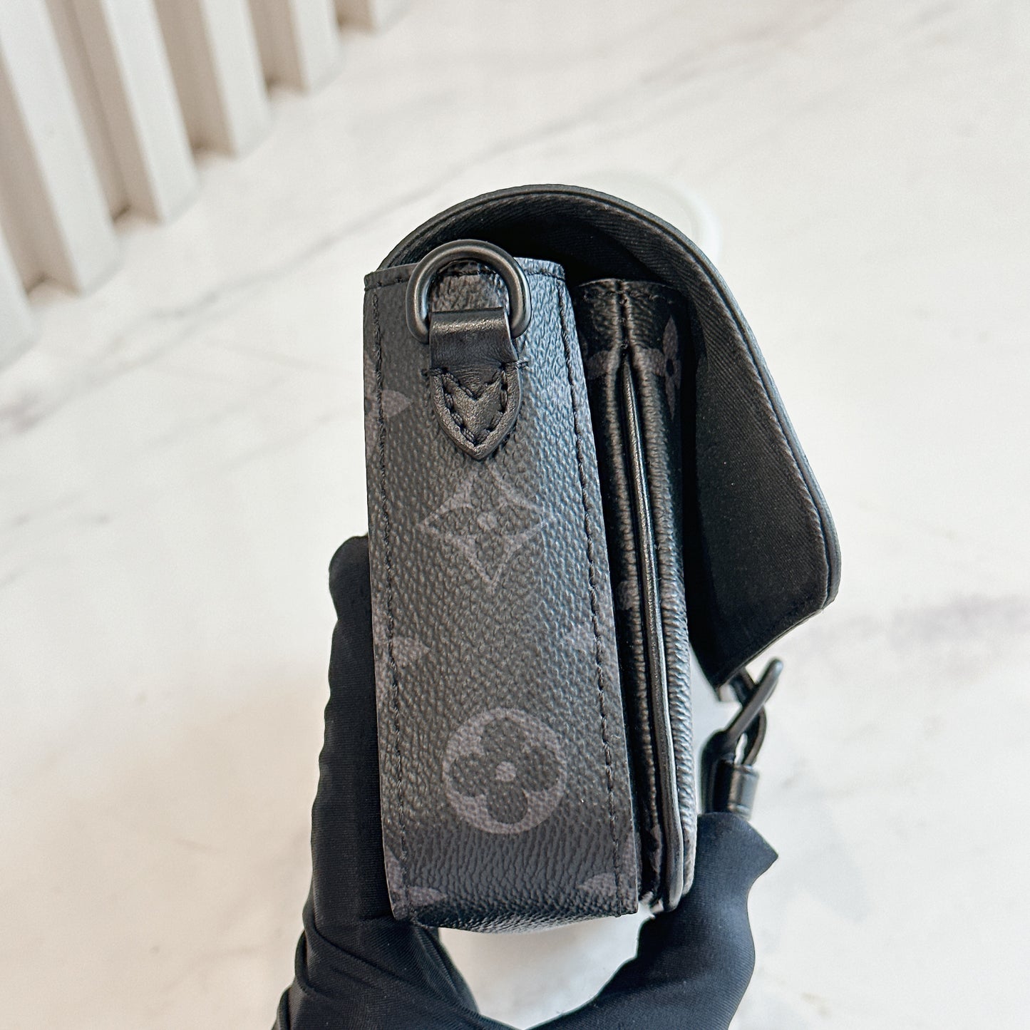 LV Montsouris Wearable Wallet Monogram Eclipse
