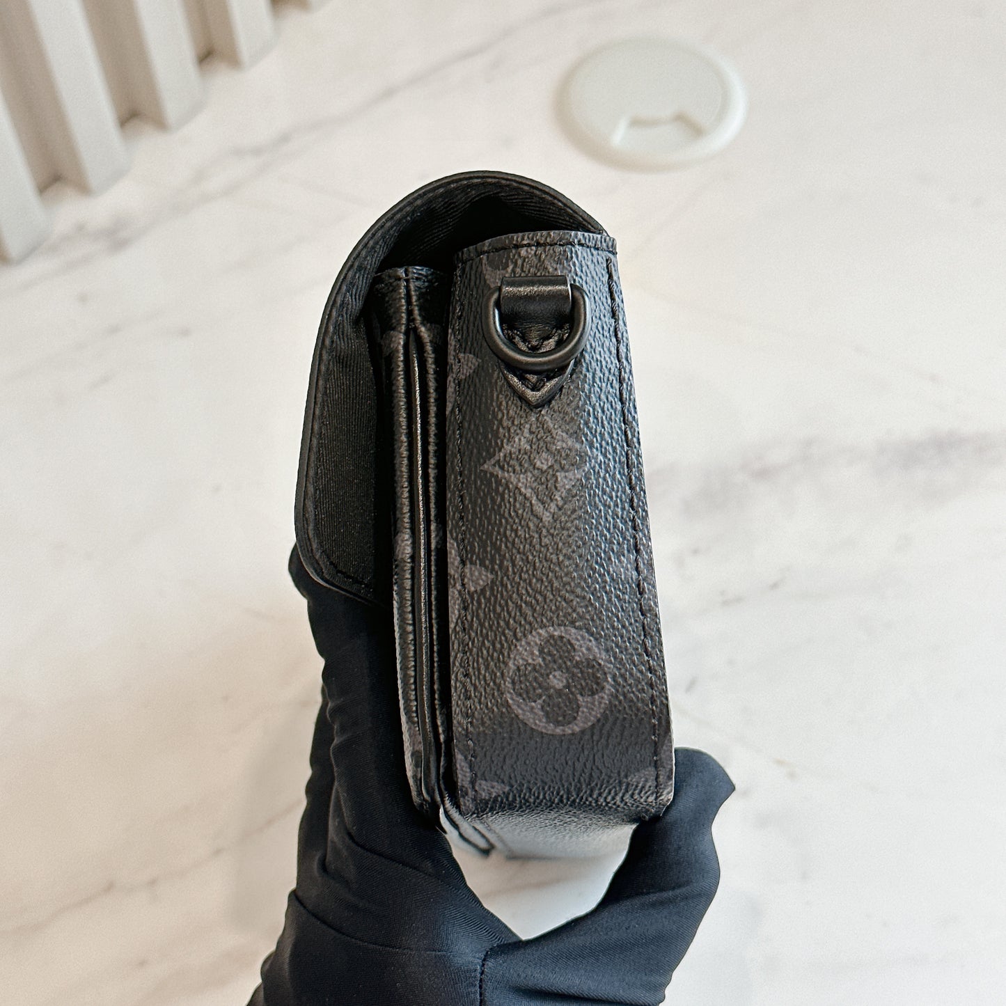 LV Montsouris Wearable Wallet Monogram Eclipse