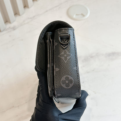 LV Montsouris Wearable Wallet Monogram Eclipse