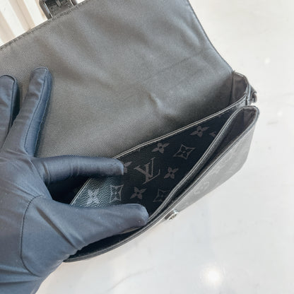 LV Montsouris Wearable Wallet Monogram Eclipse