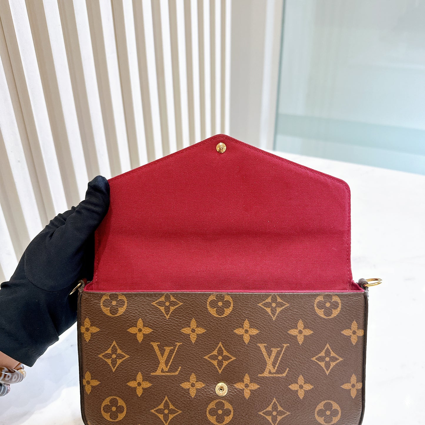 LV Monogram Felicie Pochette