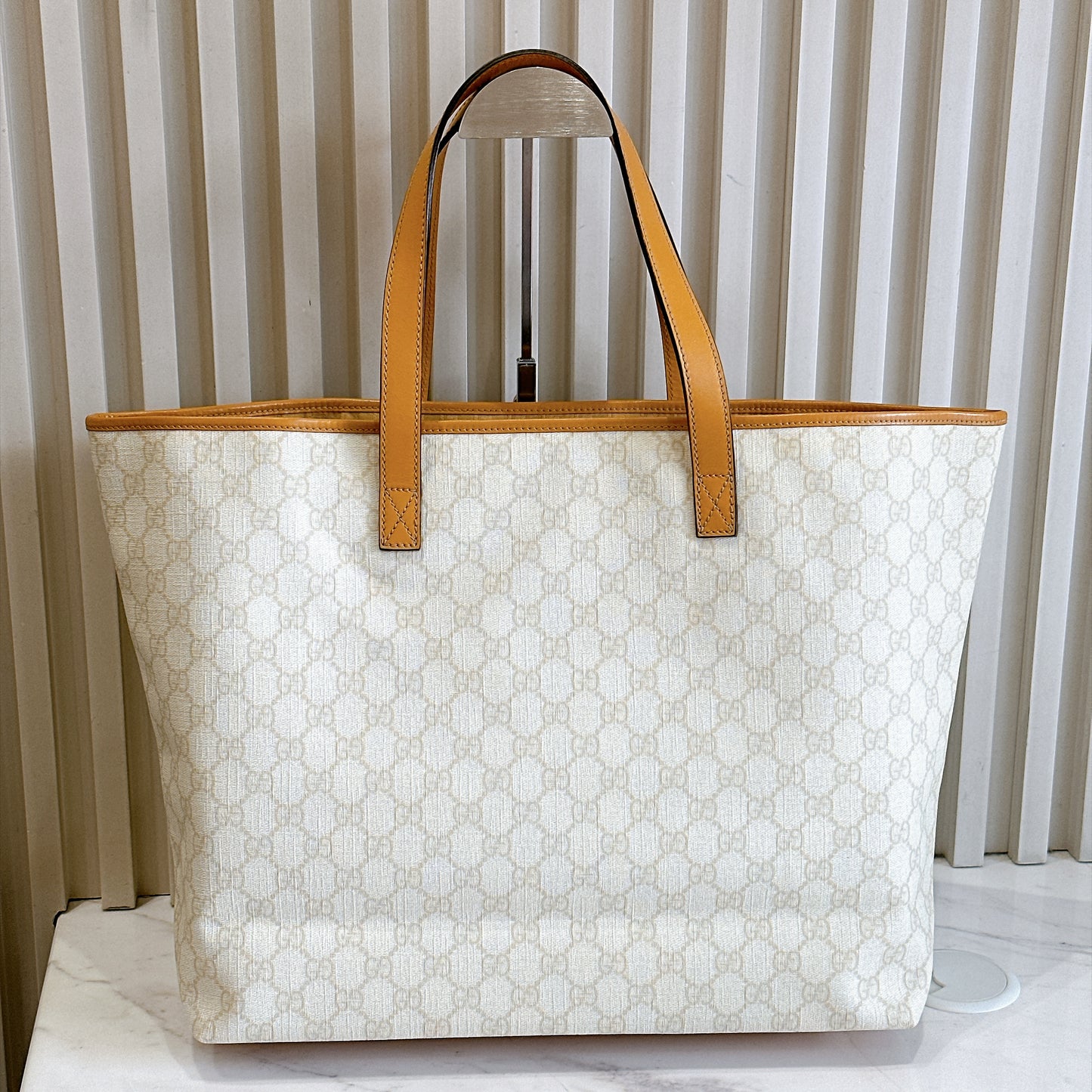 Gucci Supreme GG Tote in White