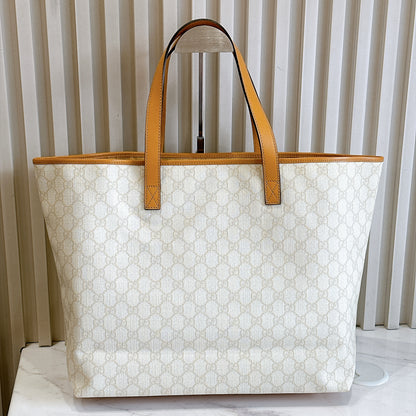 Gucci Supreme GG Tote in White