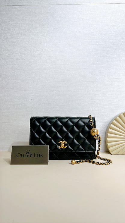 Chanel Turn Lock CC WOC Pearl Crush in Black GHW