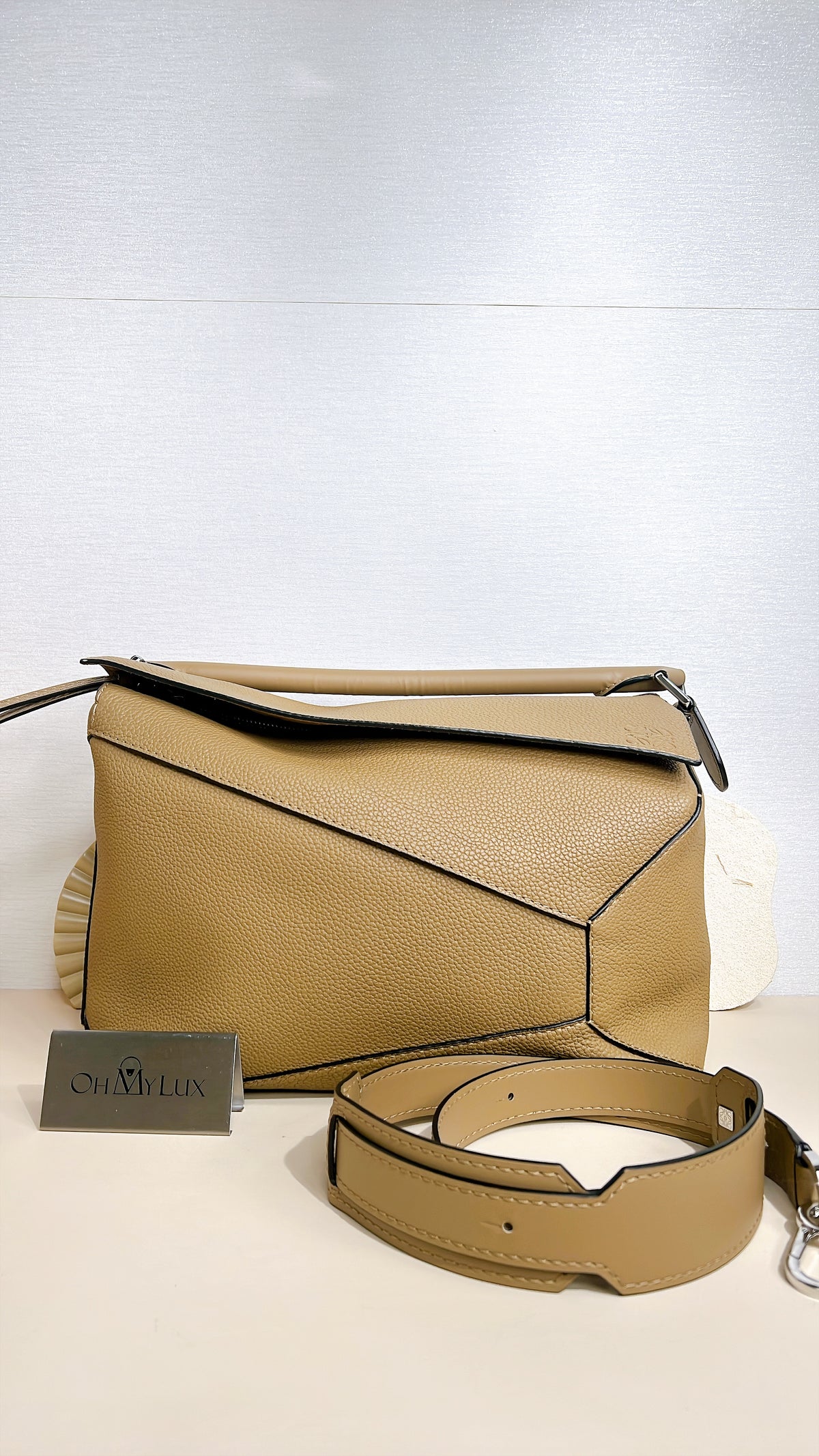 Loewe Puzzle Large in Artichoke Green