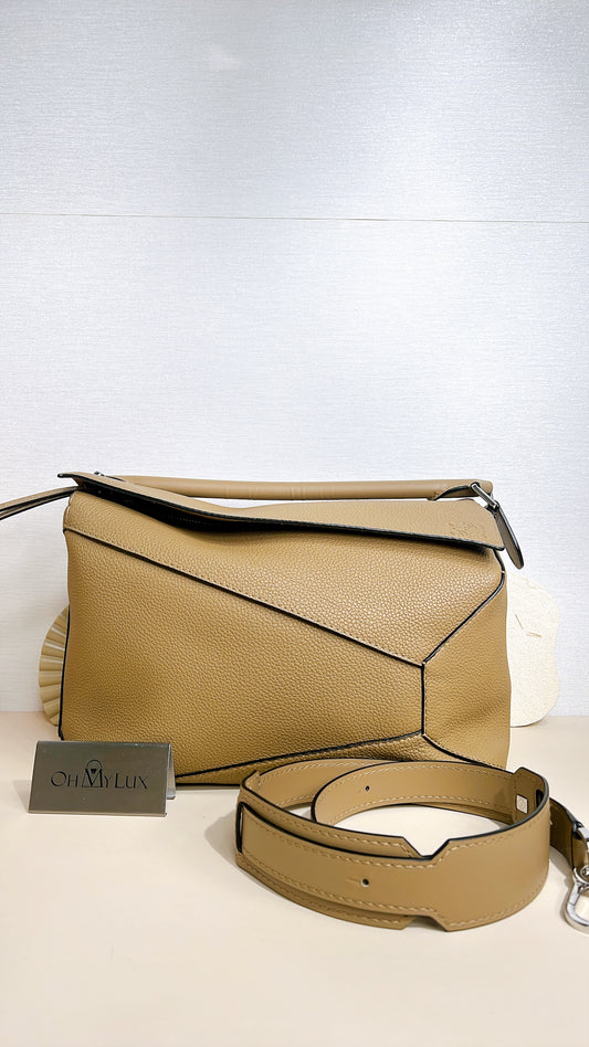 Loewe Puzzle Large in Artichoke Green