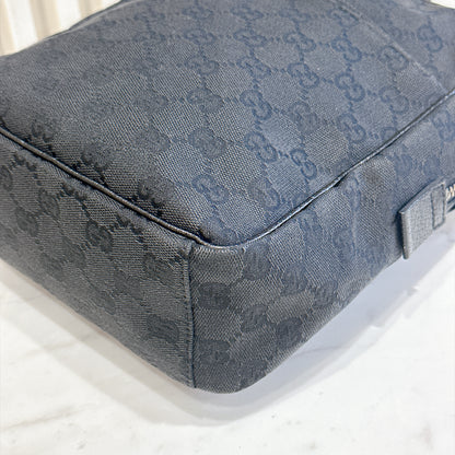 Gucci GG Canvas Crossbody Bag Black (Pig Skin)