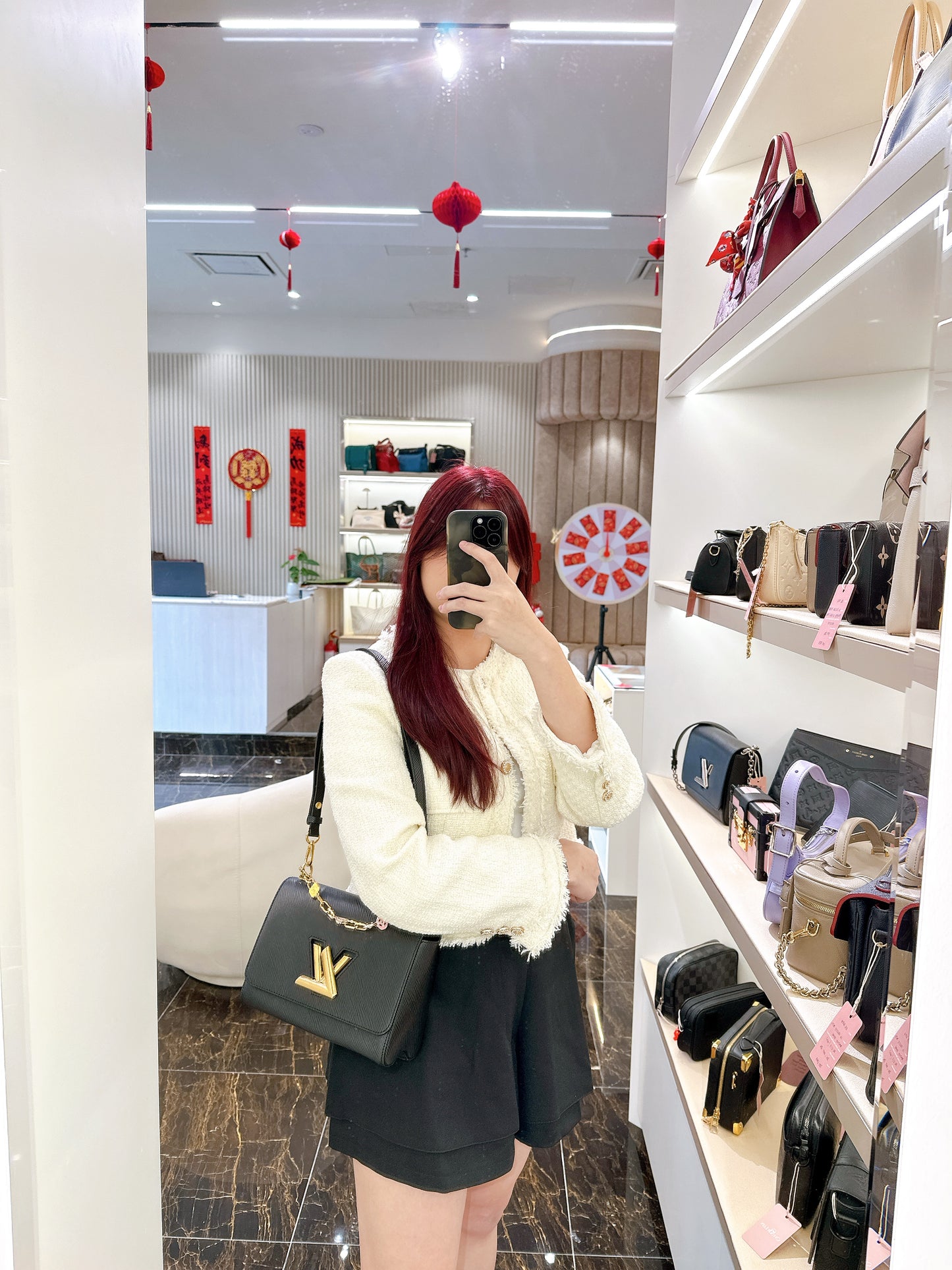 LV Twist MM in Black Epi Leather