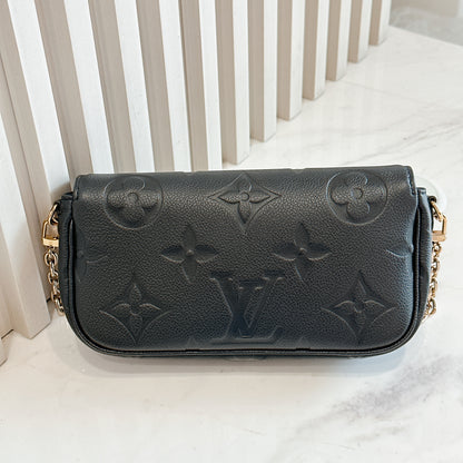 LV Ivy WOC in Black