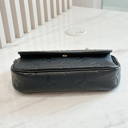 LV Ivy WOC in Black