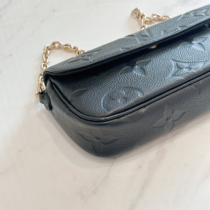 LV Ivy WOC in Black