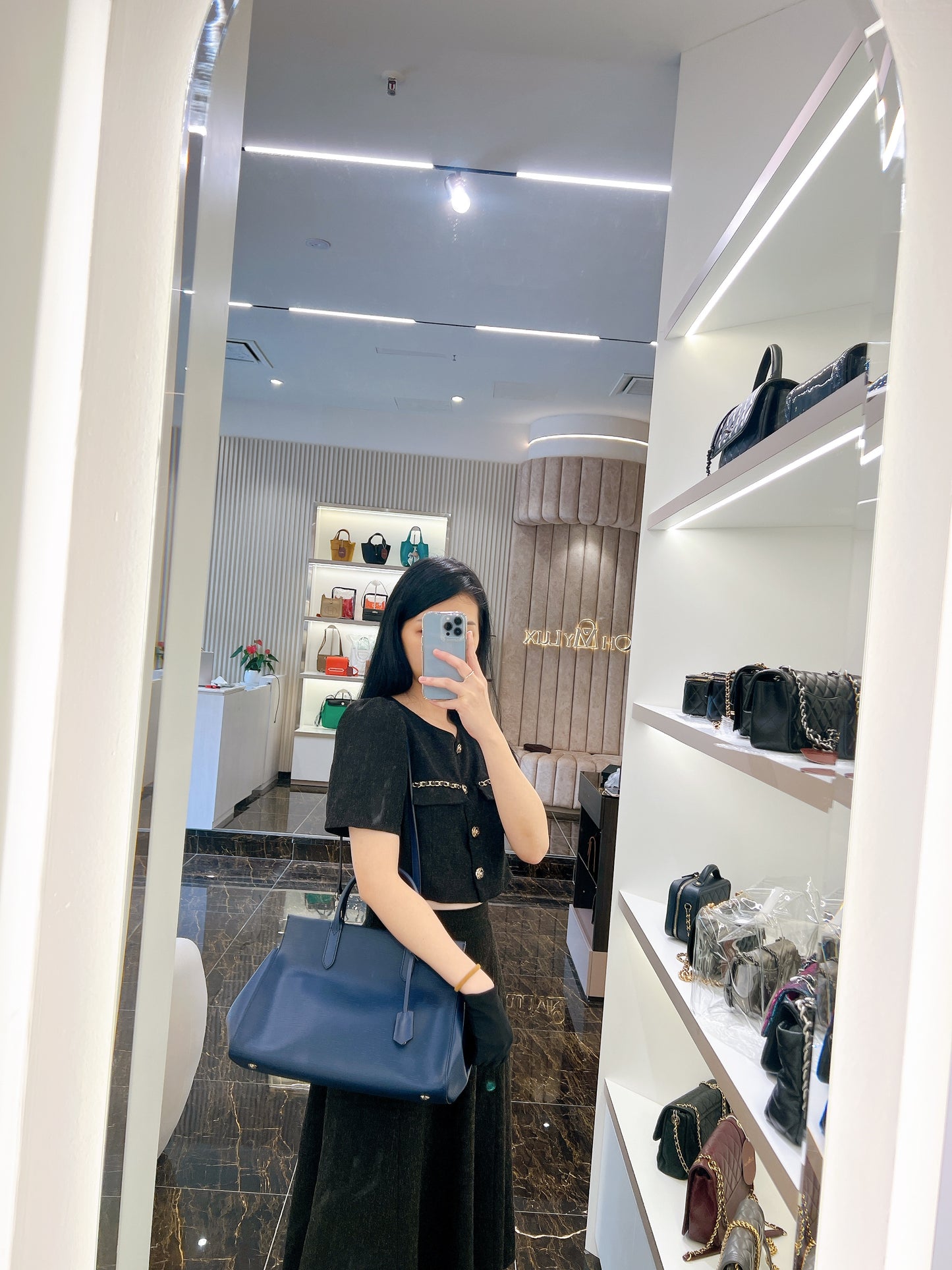 LV Epi Marly MM In Indigo