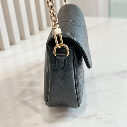 LV Ivy WOC in Black