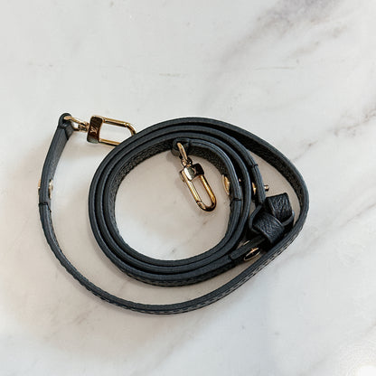 LV Ivy WOC in Black