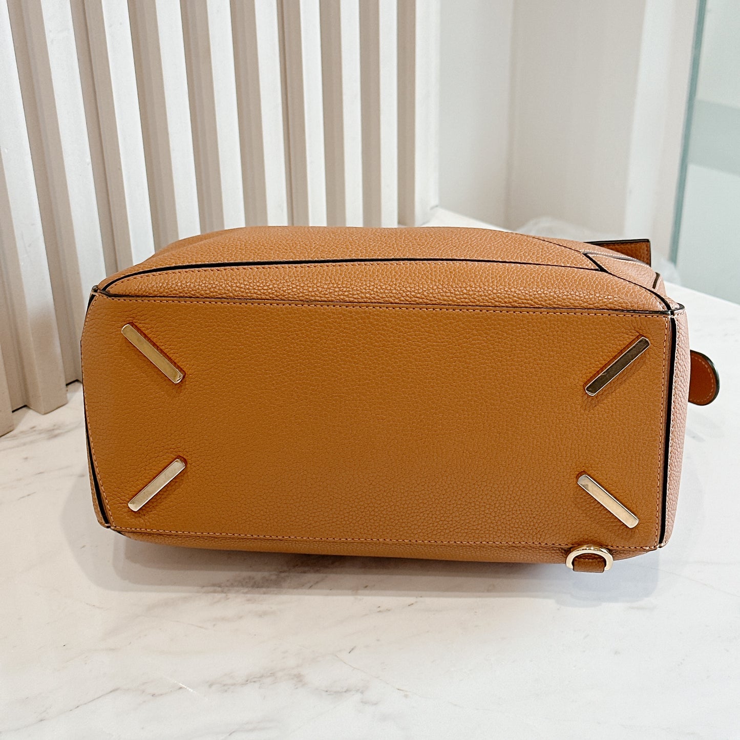 Loewe Puzzle Medium in Tan