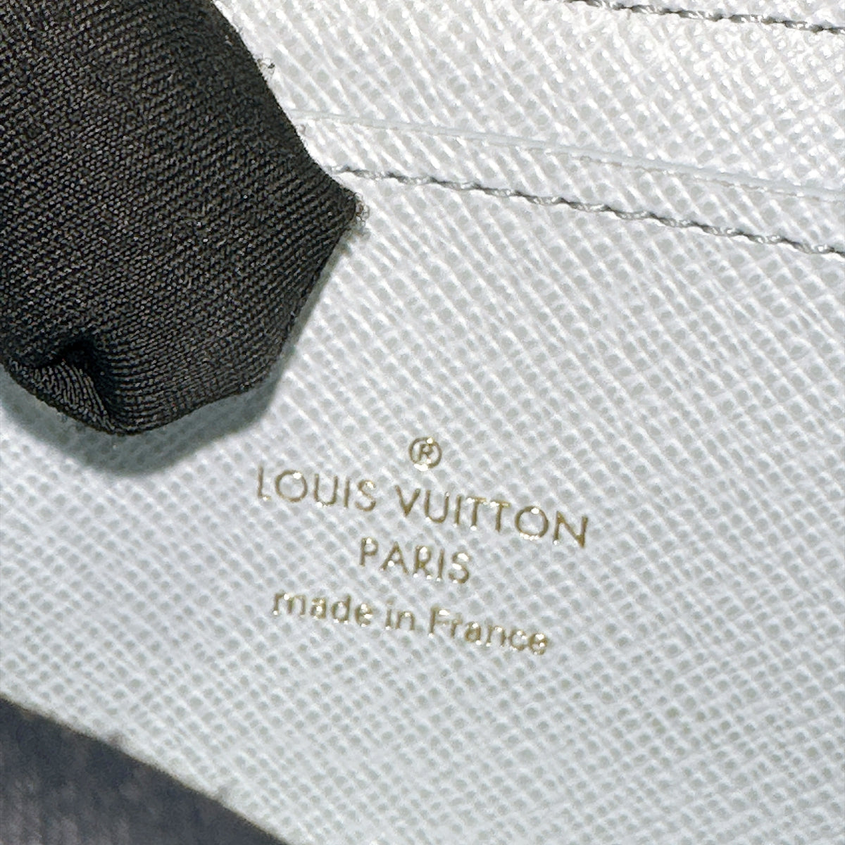 LV Noa Key Holder