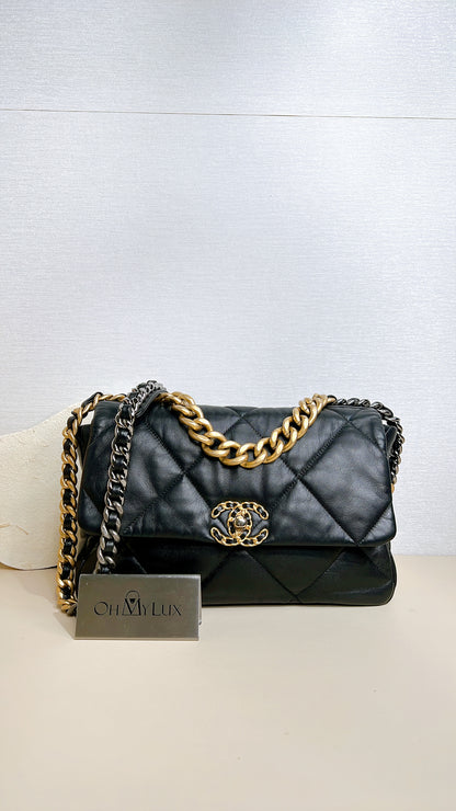 Chanel 19 Medium in Black Goatskin