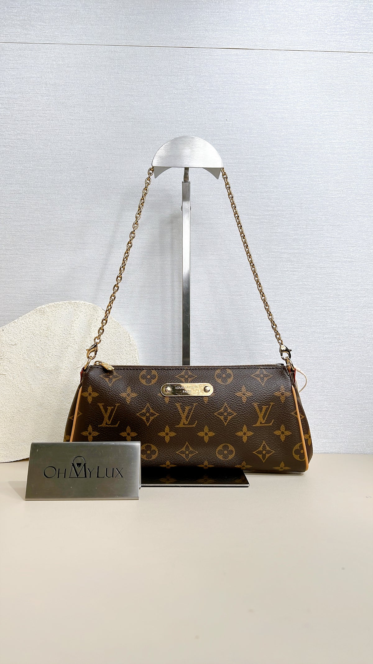 LV Monogram Eva Clutch