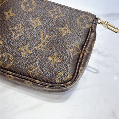 LV Monogram Multi Pochette in Pink Strap
