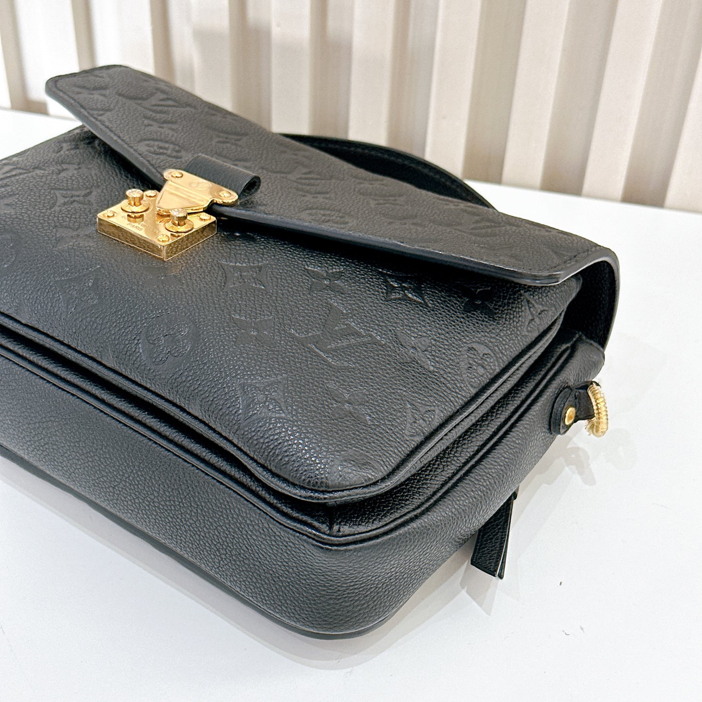 LV Pochette Metis In Black Empreinte Leather