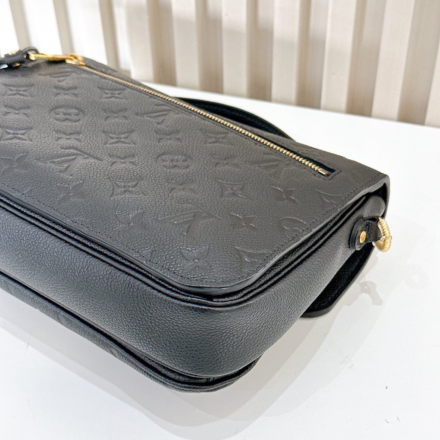 LV Pochette Metis In Black Empreinte Leather