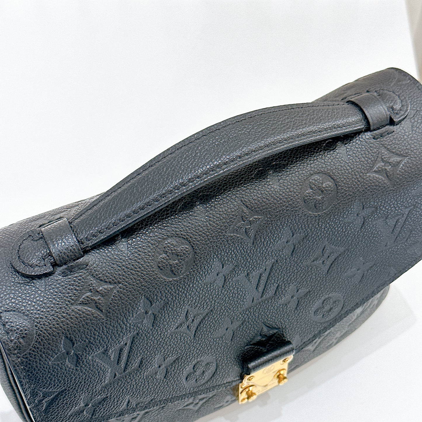 LV Pochette Metis In Black Empreinte Leather