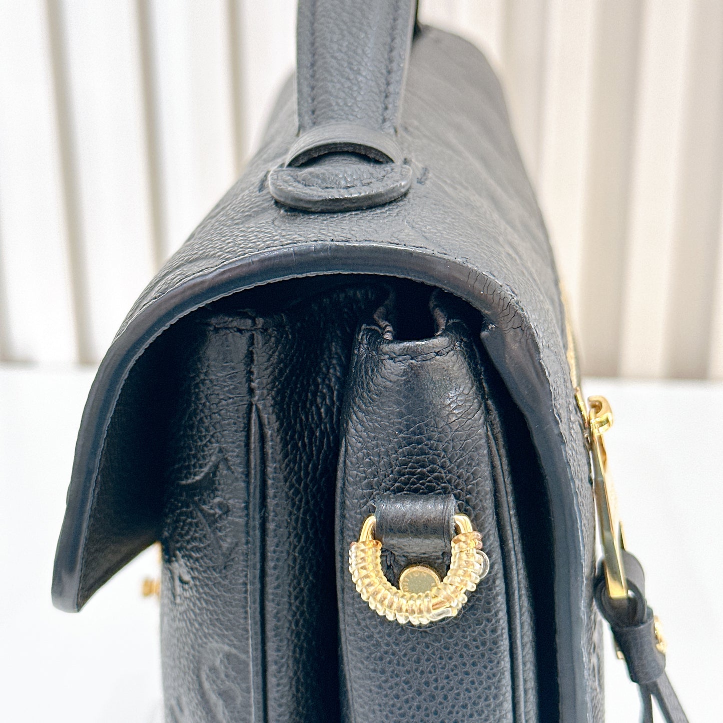 LV Pochette Metis In Black Empreinte Leather