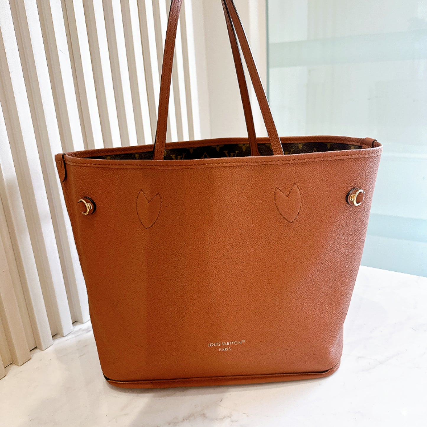 LV Neverfull Inside Out MM in Tan