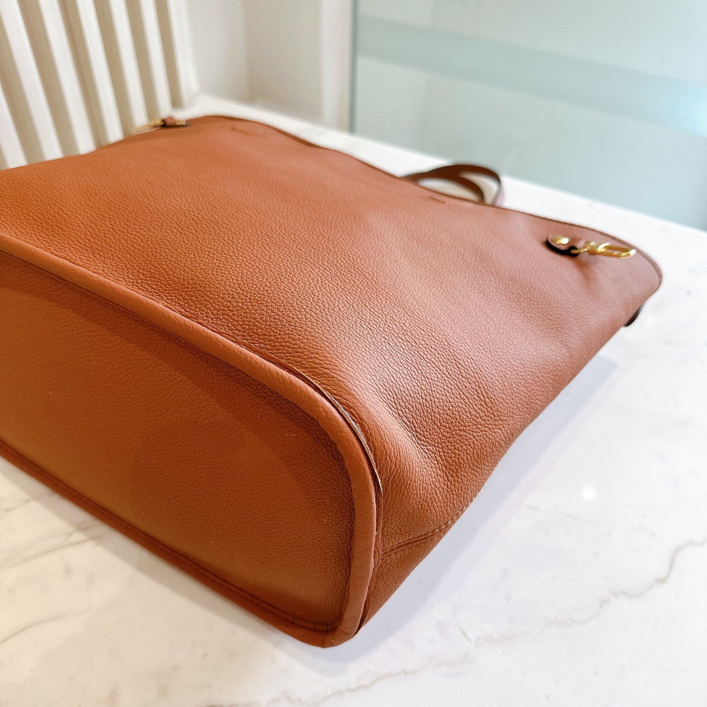 LV Neverfull Inside Out MM in Tan