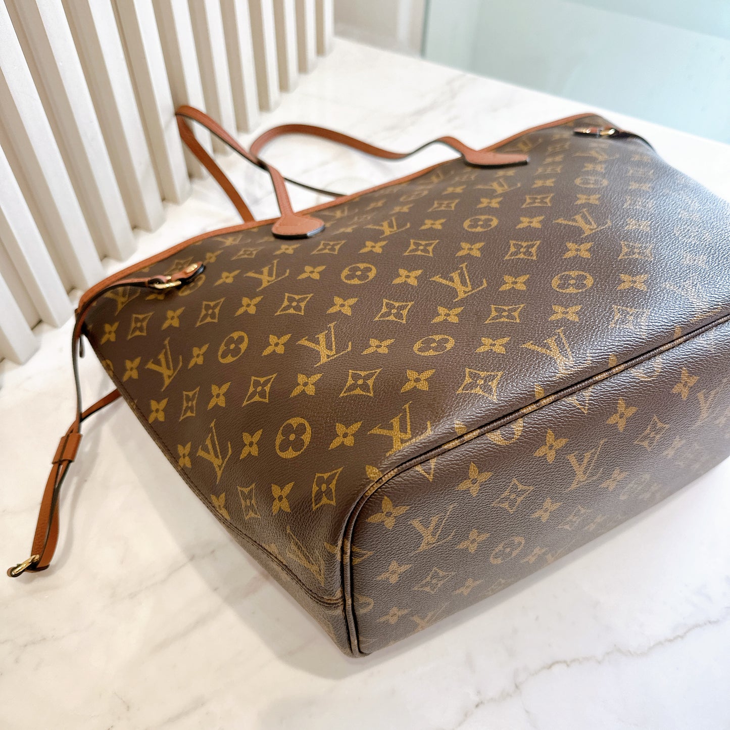 LV Neverfull Inside Out MM in Tan