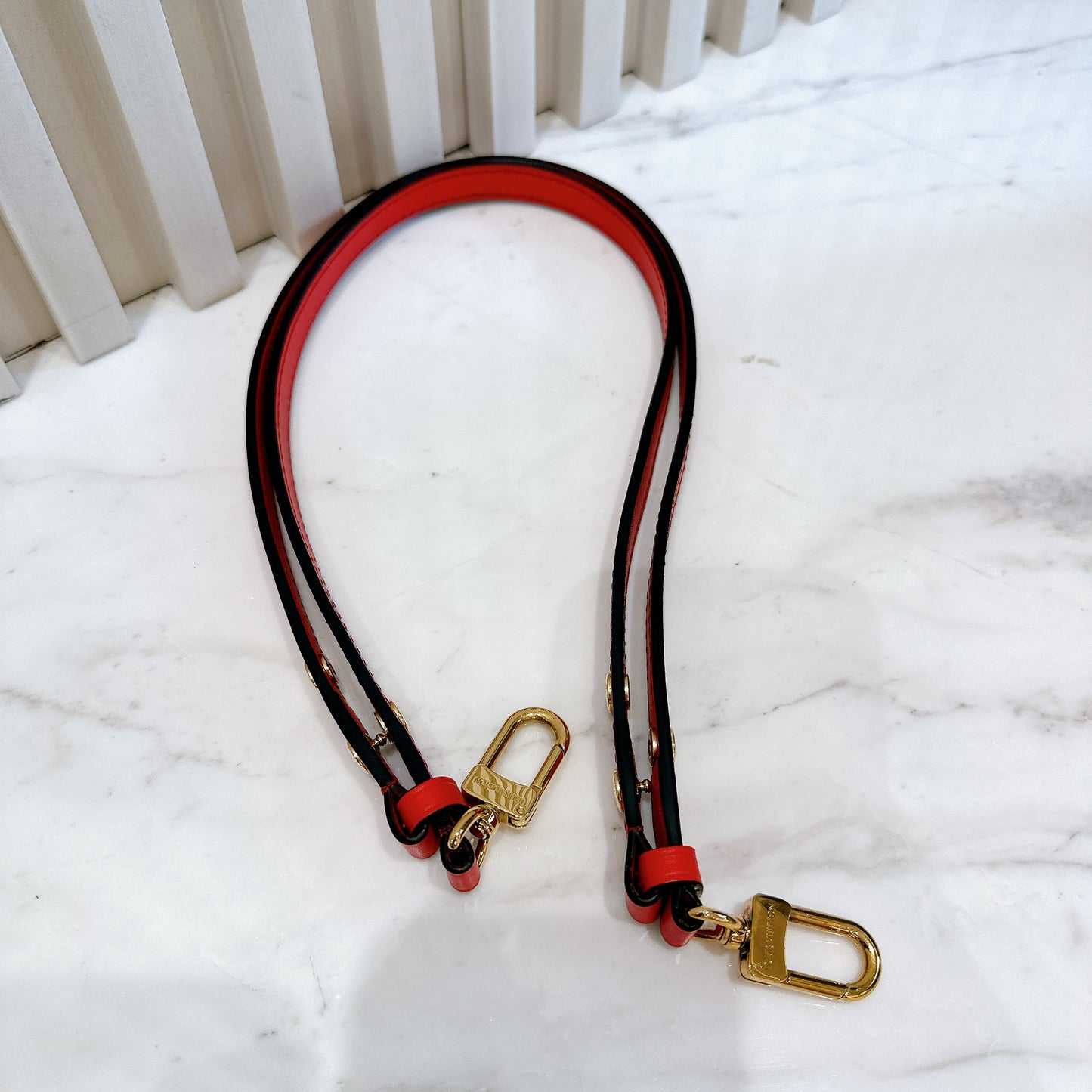 LV Neo Noe MM in Red