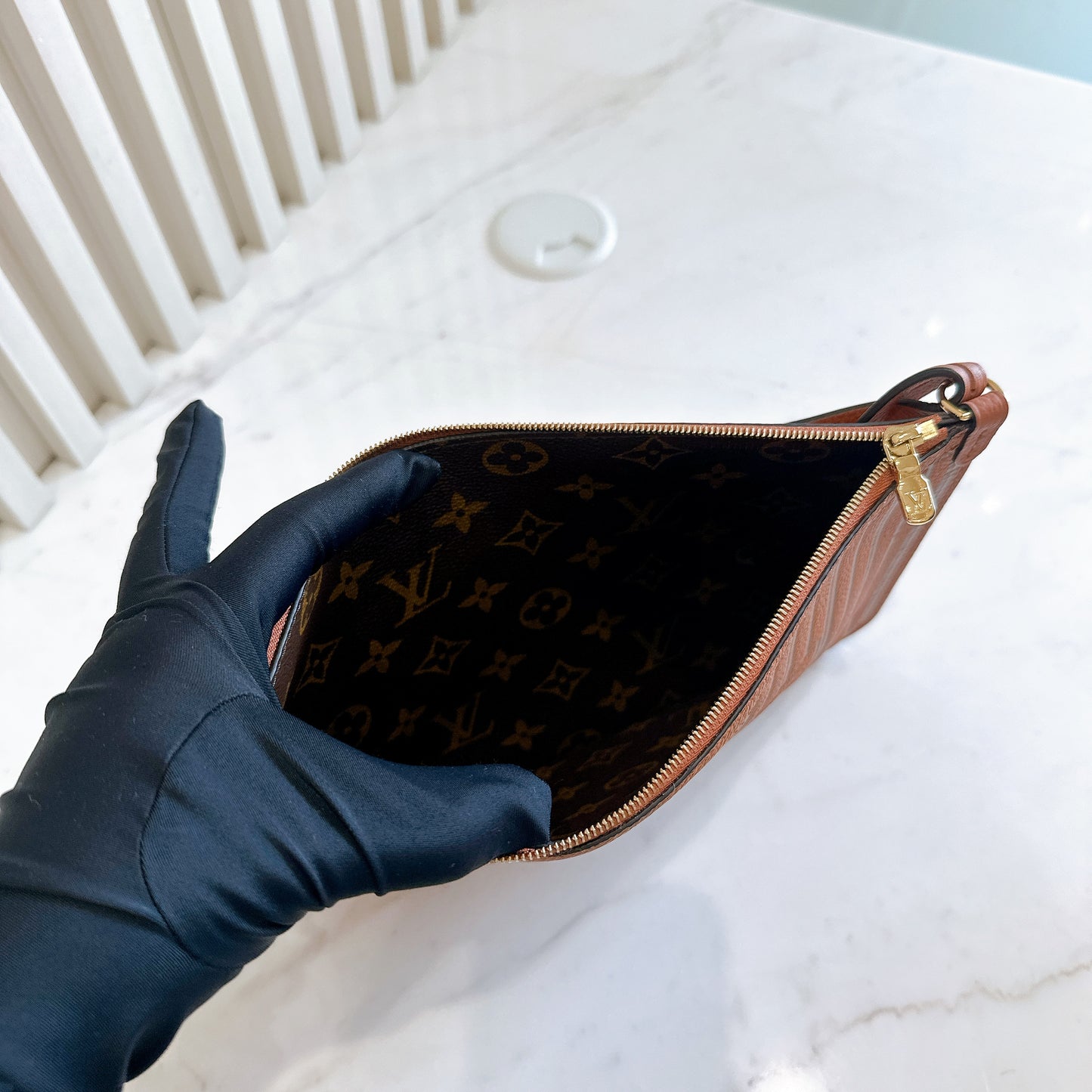 LV Neverfull Inside Out MM in Tan