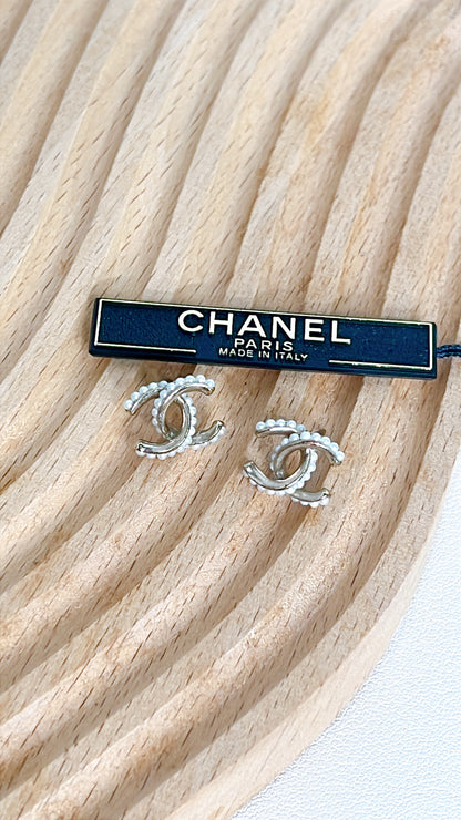 Chanel CC Pearl Earring