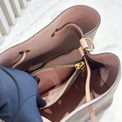 LV Neo Noe MM in Pink