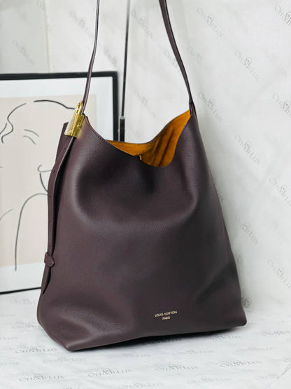 LV Low Key Hobo MM in Smoke